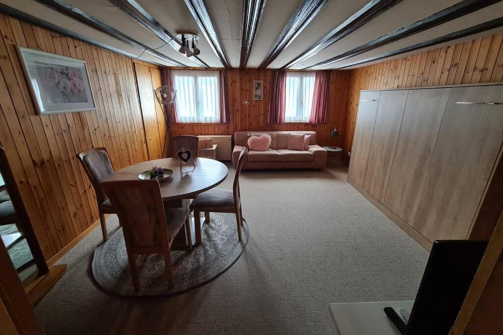 2. Zimmer Im Nü-hus Apartment